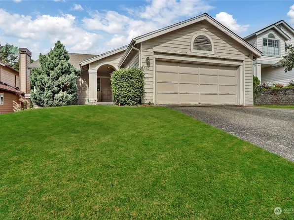 912 S 32nd Street, Renton, WA 98055