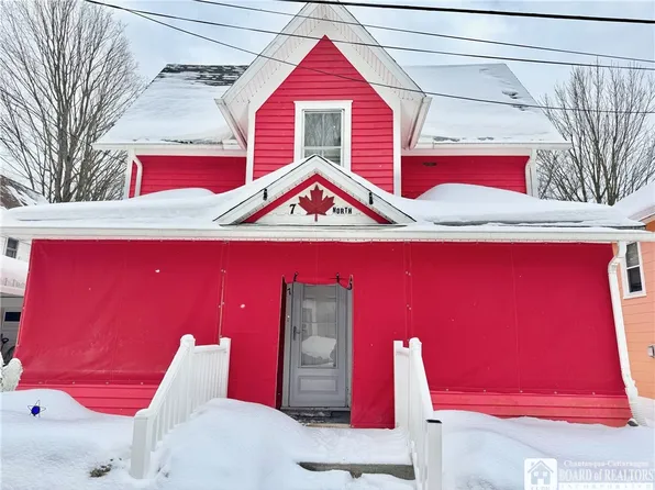 7 North St, Lily Dale, NY 14752