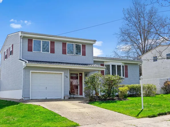 14 Tulip Dr, Old Bridge, NJ 08857