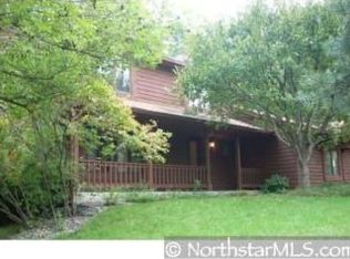 4323 Woodhill Rd, Minnetonka, MN 55345