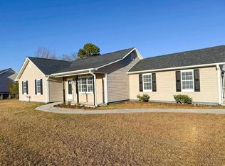 139 Parnell Rd, Hubert, NC 28539
