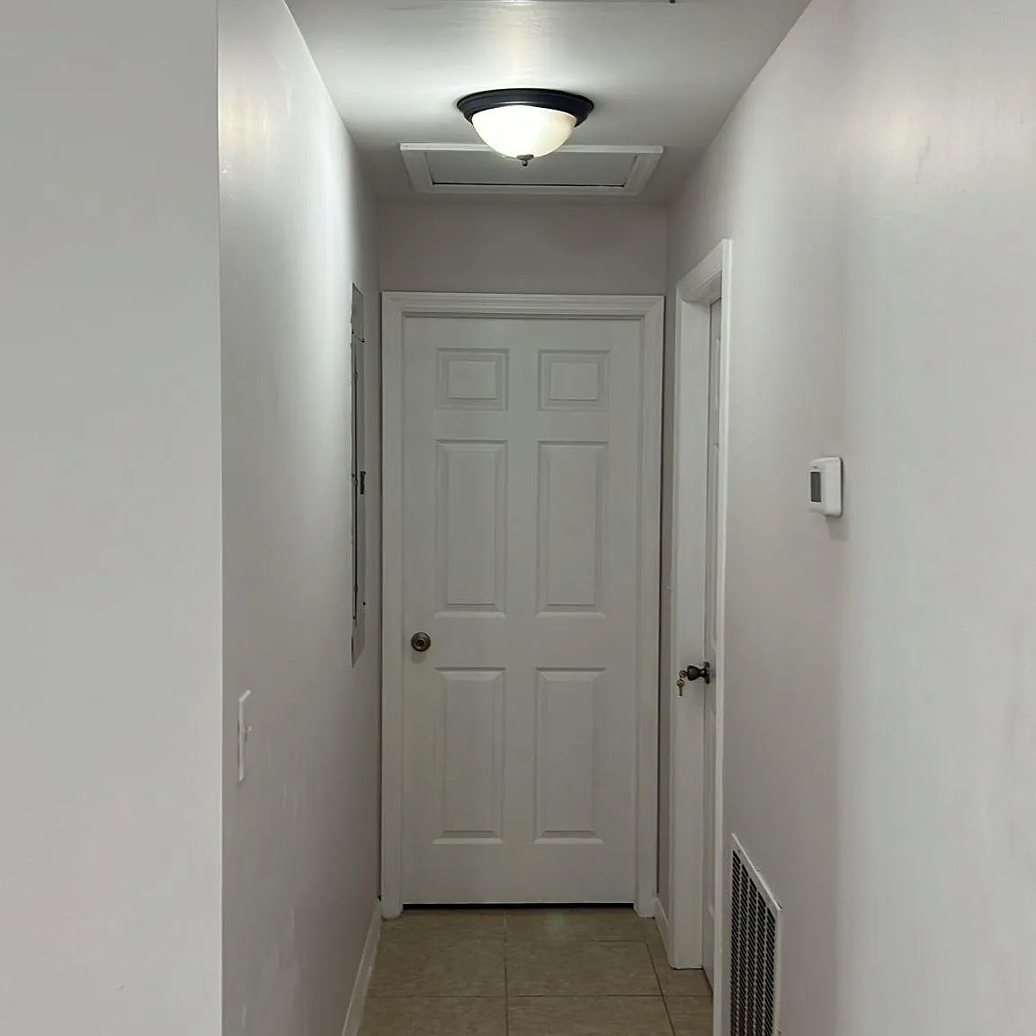 817 Meadow Rd — Photo 3