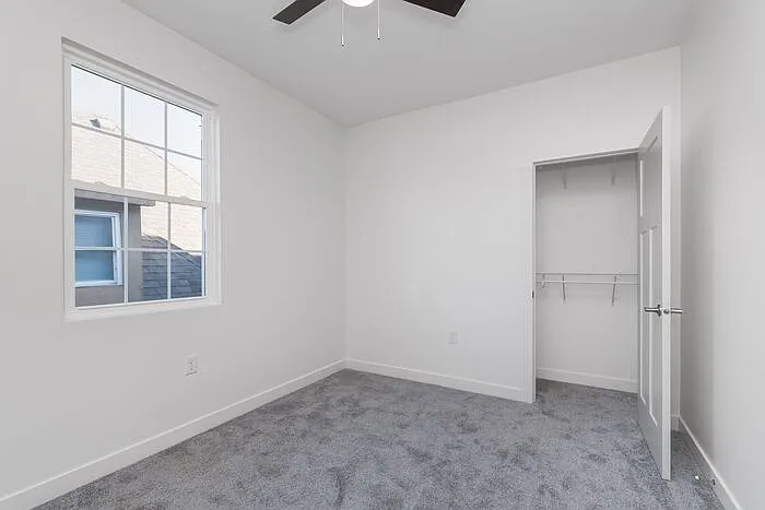 2529 Guilford Ave #A — Photo 18