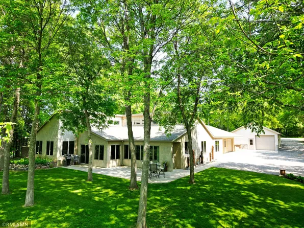 2079 Kimball Ave NW, Annandale, MN 55302