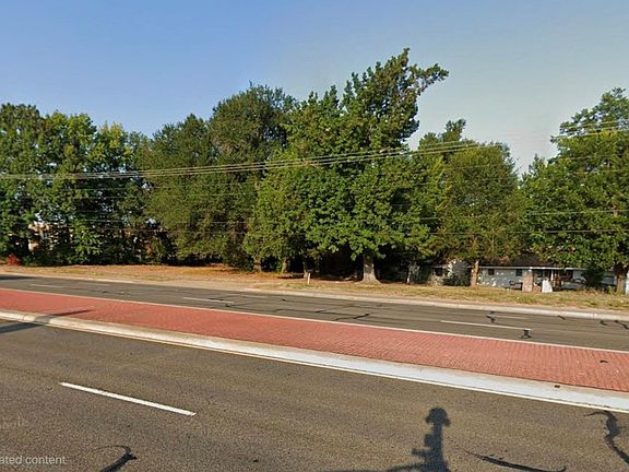 2nd image of 1228 Northwest Rd #323