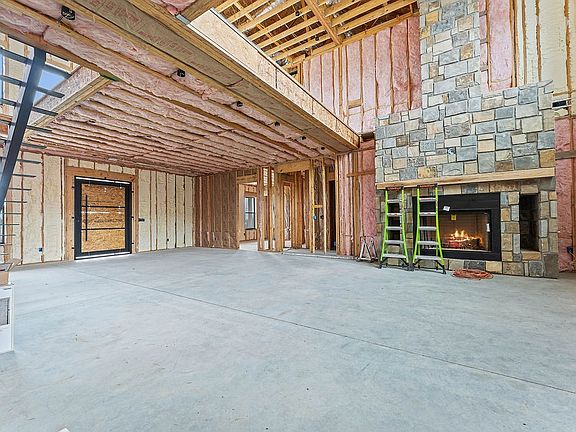 3rd image of 15622 Coose Hollow Dr