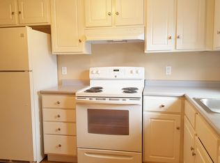 189 Ripple Ln, North Kingstown, RI 02852