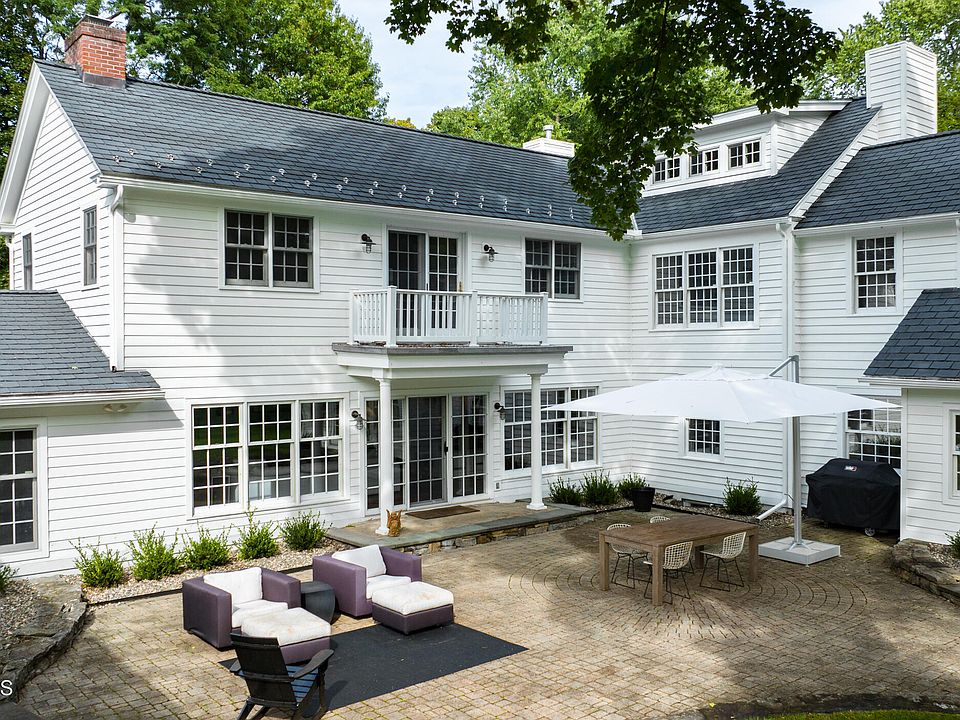 12 Cherry Tree Road, Loudonville, NY 12211 Zillow