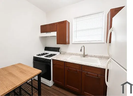 6833 Avenue C #1 — Photo 3