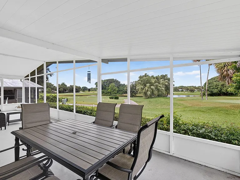 7640 SE Shenandoah Dr — Photo 49