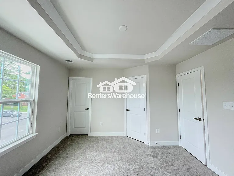 202 Reids Place Dr — Photo 16