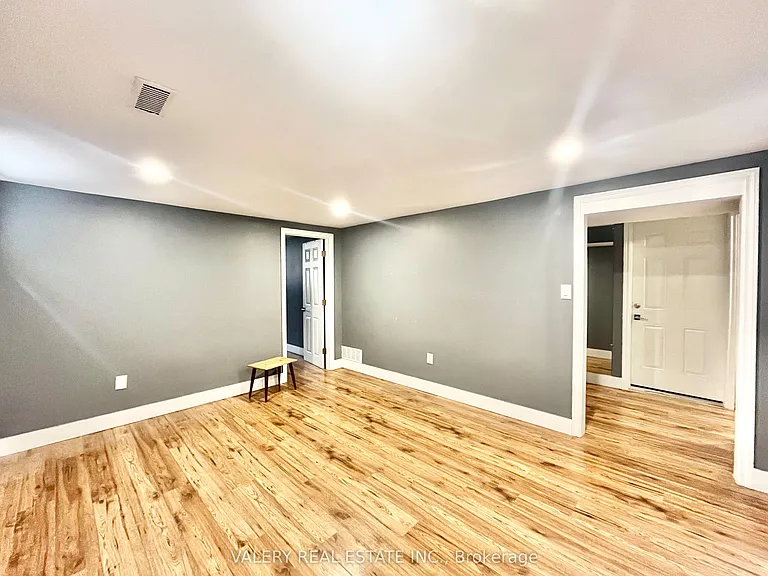 207 Mount Albion Rd #LOWER — Photo 6