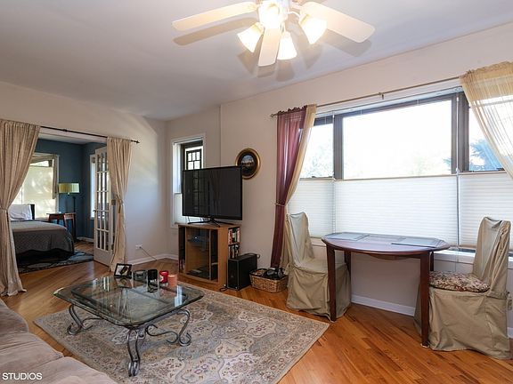 2nd image of 5225 N Hoyne Ave APT 1