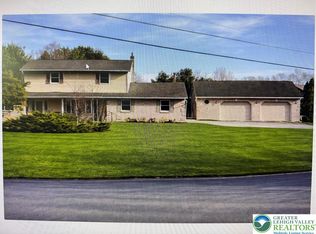 6594 Memorial Rd, Germansville, PA 18053