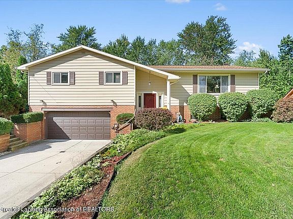 4th image of 1220 Sandhill Dr