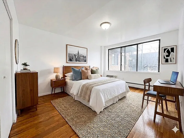 1425 York Ave #7C — Photo 3