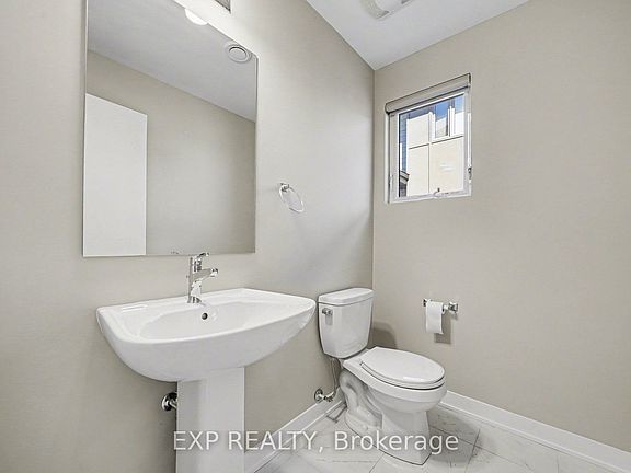 5th image of 2381A Tenth Line Rd #2381A