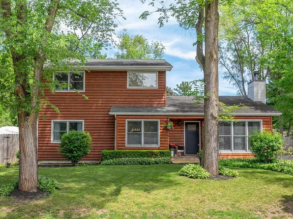 W160 Lilac AVENUE, Genoa City, WI 53128