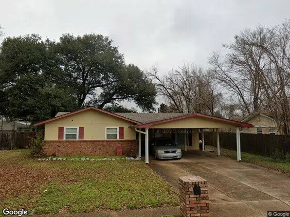 1726 Tullamore St, Alexandria, LA 71303