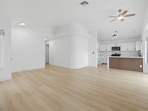 5th image of 8112 Hercules Dr