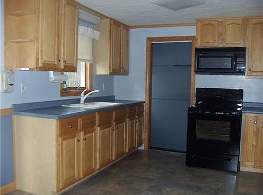 2nd view of kitchen