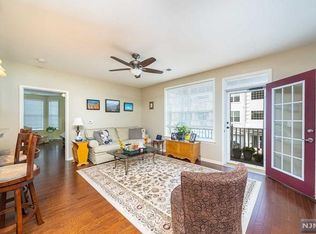 3 Crystal Ct #1103, Little Falls, NJ 07424