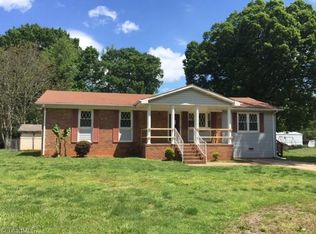 2688 Wentworth St, Reidsville, NC 27320