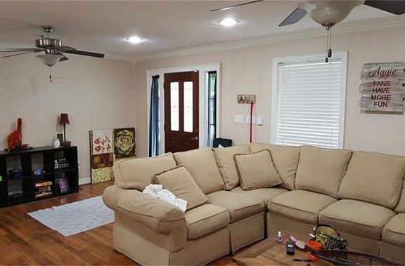 4th image of 1208 Candlelight Ln #0
