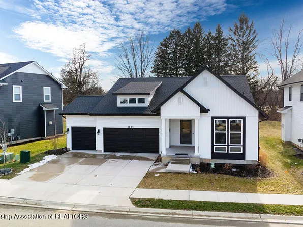 5603 Copper Creek Dr, Haslett, MI 48840