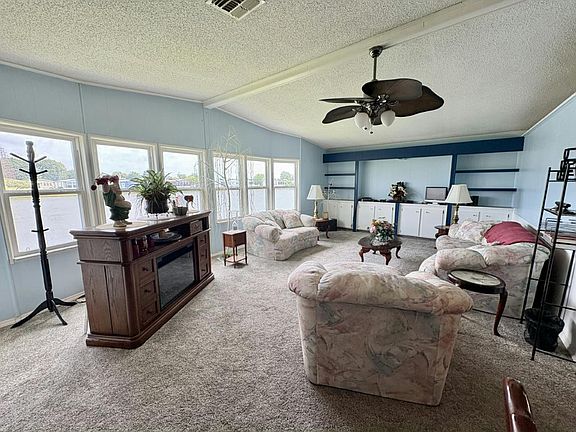 4th image of 2284 Lakes Of Melbourne Dr #153