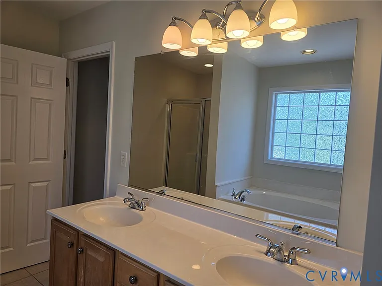 9521 Pine Trails Ct — Photo 20
