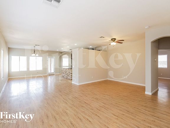 3rd image of 2762 E Morenci Rd