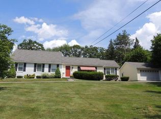 612 Sunset Dr, Endicott, NY 13760