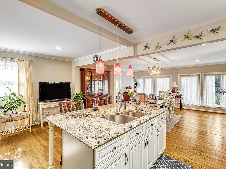 205 Tapawingo Rd SW — Photo 10