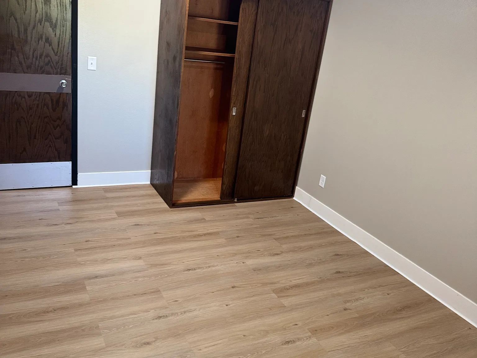 1 bed, 556 sqft, $1,150 — Photo 3
