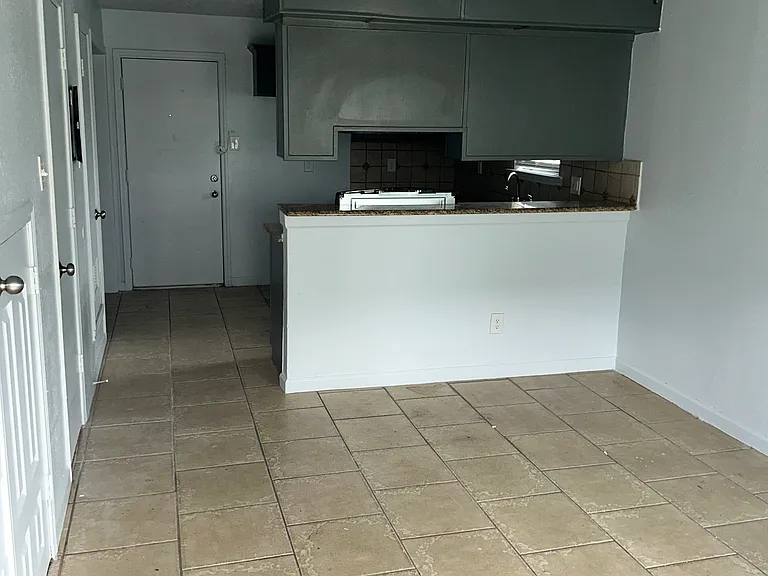 4953 Miller Ave — Photo 3