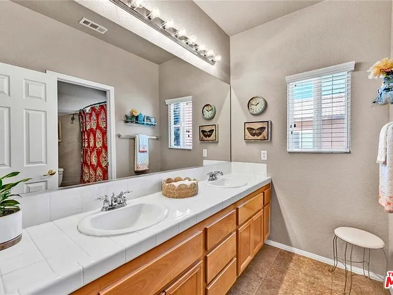4100 Waterville Ct — Photo 16