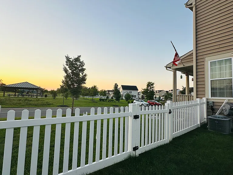 2816 Mondrian Ln — Photo 20