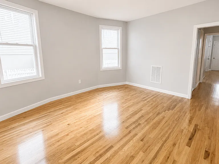 29 Baldwin Ave #2B — Photo 6
