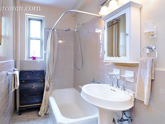 5th image of 77-15 113th St #4F