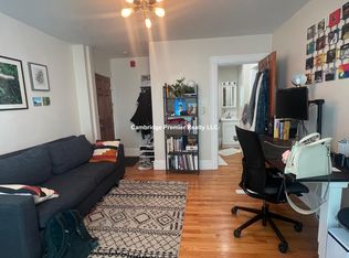 235 Columbia St #1T, Cambridge, MA 02139