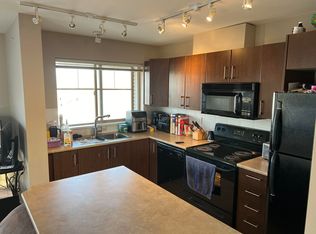 45561 Yale Rd #402, Chilliwack, BC V2P0A8