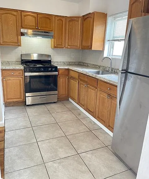 675 Central Ave #31 — Photo 1