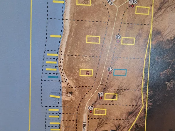 95 River Sunset Blvd Unit 24, Fremont, OH 43420