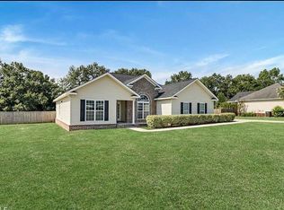 144 Raleigh Ct, Statesboro, GA 30458