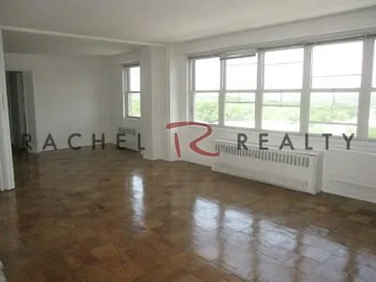 Rented by Rachel Realty | media 10