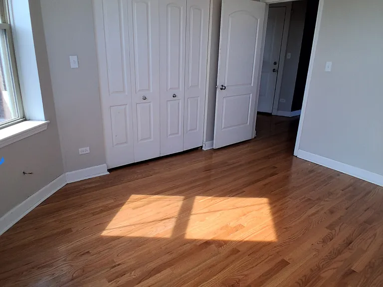 7722 S Cornell Ave — Photo 13