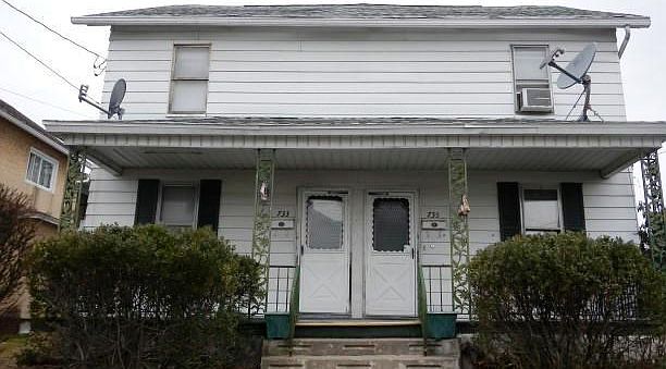 1st image of 733-735 Lincoln St