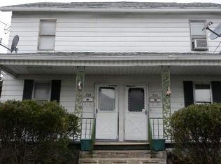 733-735 Lincoln St, Dickson City, PA 18519