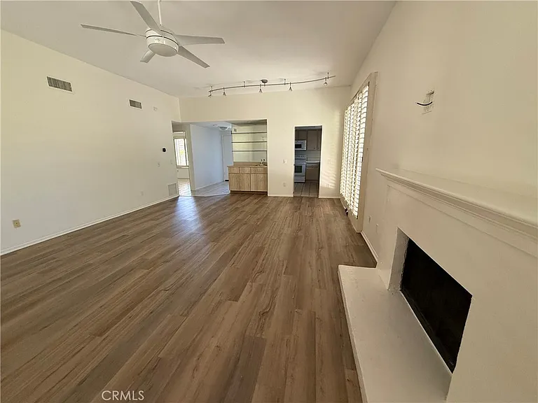 4850 N Winners Cir #A — Photo 18